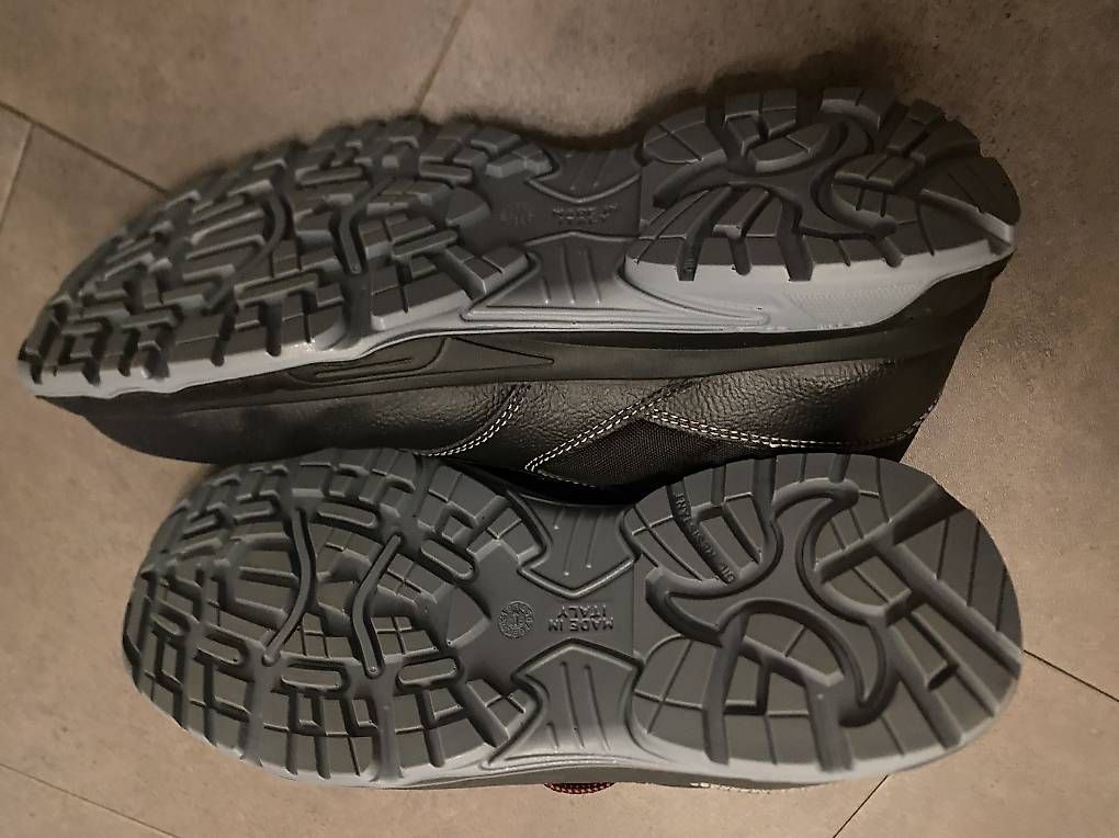 Scarpe da uomo: Sicherheitsschuhe Grösse 44 / 45 – Usato da Rorschacherberg venduto da JBF17 1