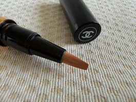 Chanel - Highlighter
