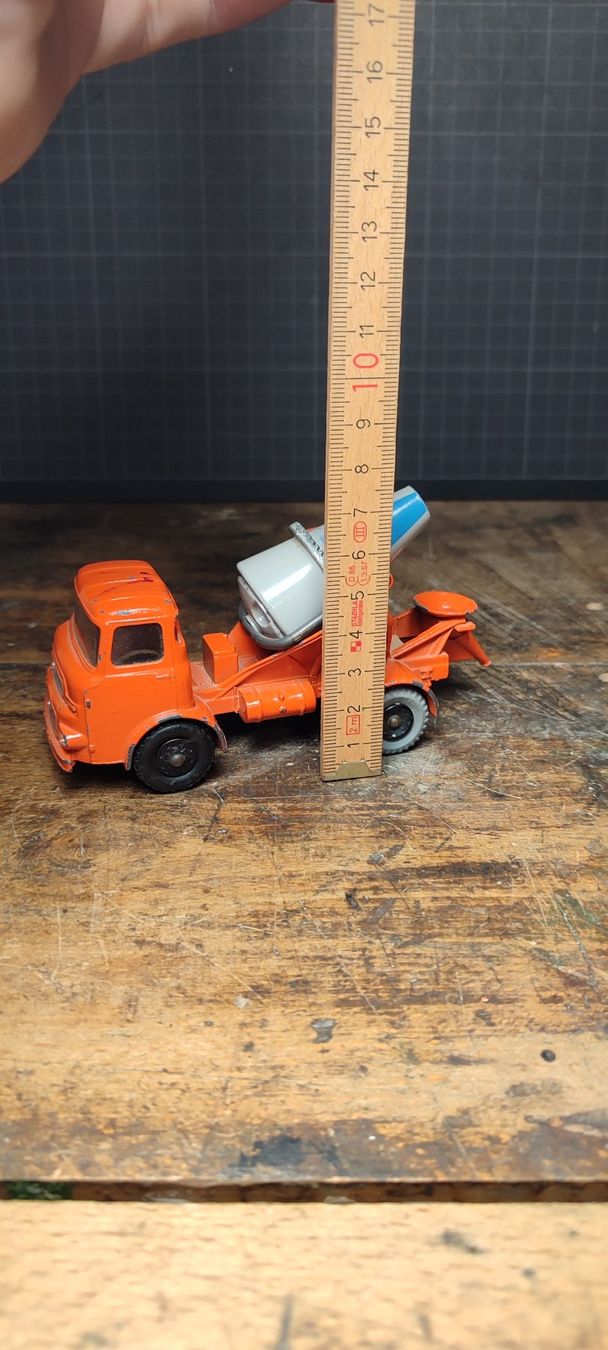 Dinky Toys Modellautos: Wunderschönes altes Modellauto von Dinky Toys – Gebraucht aus Gelterkinden von MYSTOREFORYOU4460 9