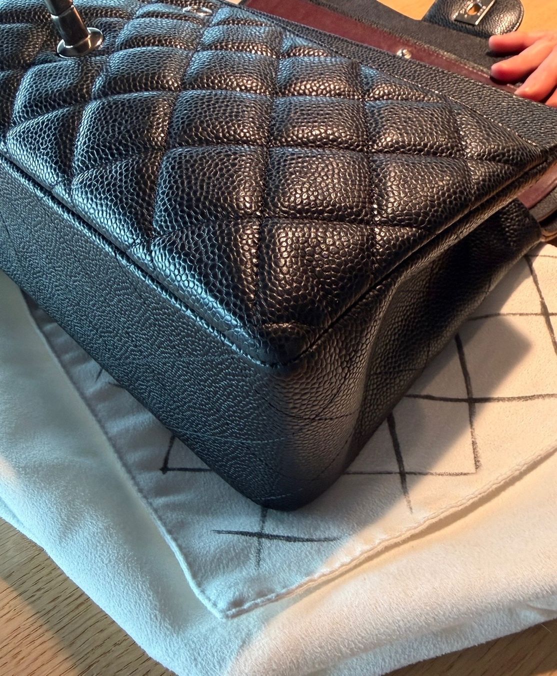 Chanel Borse da donna: Chanel Double Flap mit Entrupy Certificate of Authenticity – Usato da Herrliberg venduto da RelovedByS 8