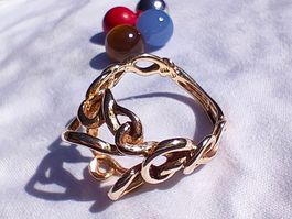 Bague Gilbert Albert en or jaune avec 4 billes