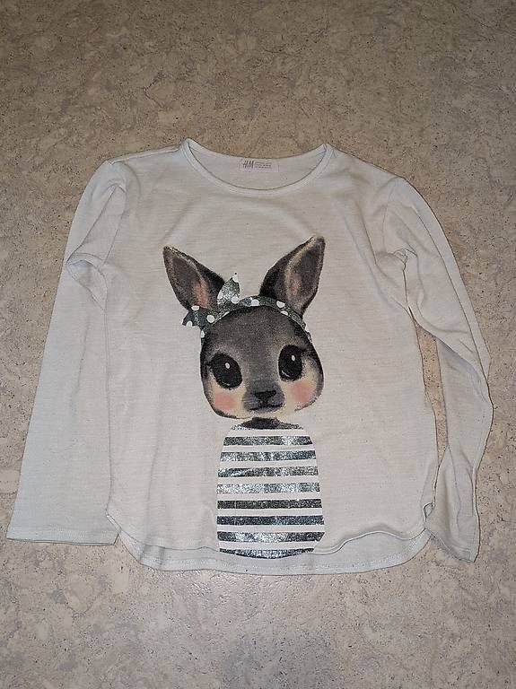 Maglioni & Felpe: Herziger Pullover mit Glitzer Hase Grösse 134/140 – Usato da Luzern venduto da jumeira01 1