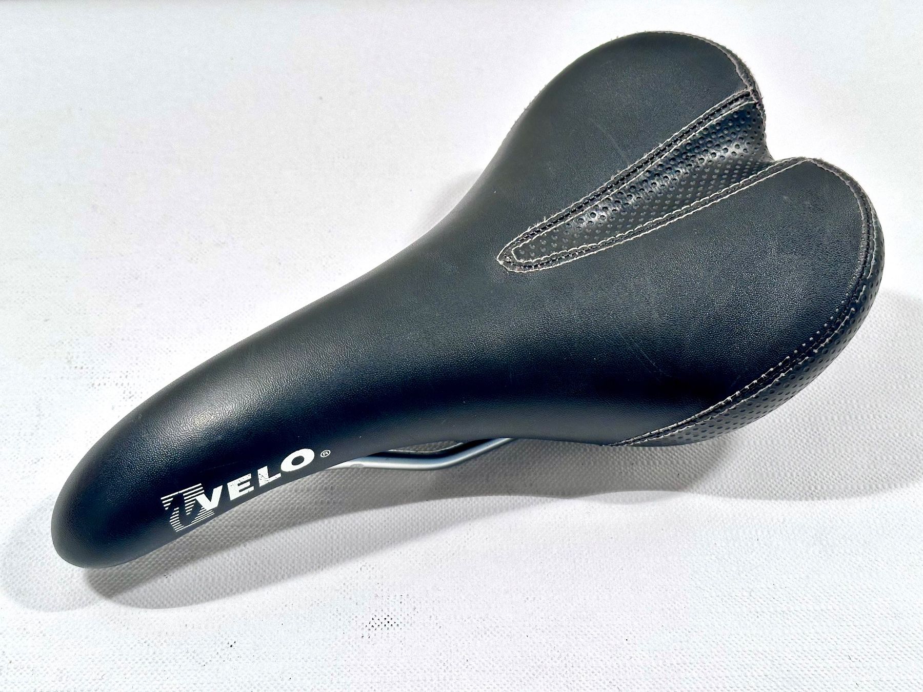 Pezzi di ricambio: VELO Comfort Leather Saddle Sattel 345g – Usato da Luzern venduto da bikeandbeltcom 1