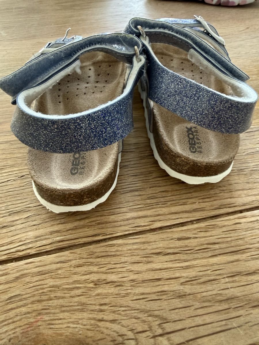 Geox Chaussures filles: Geox Sandalen – D'occasion à Dällikon par vis_cvd5 2