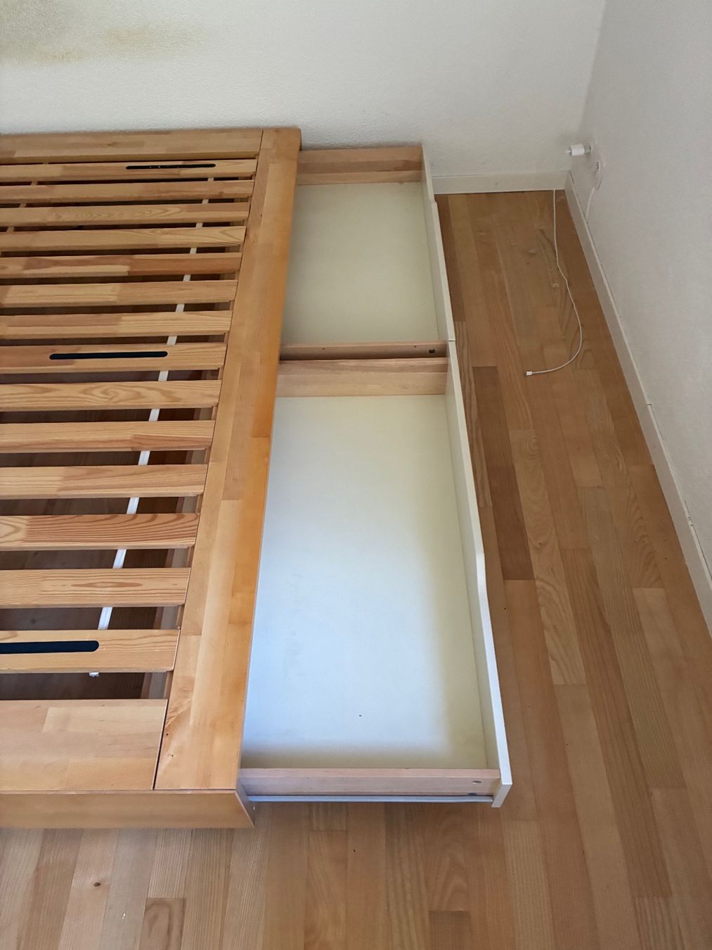 Ikea Betten: Ikea Malm Bettgestell mit Schubladen 160x200cm – Gebraucht aus Oberengstringen von Massimo_Villani 4