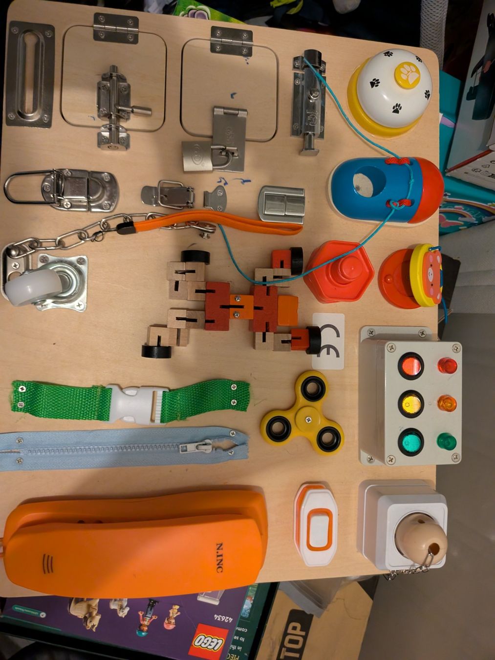 Giocattoli: Baby Busyboard – Usato da Adliswil venduto da drc_7srn
