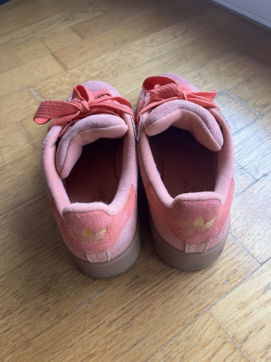 Adidas Scarpe da donna: Adidas Campus sueded 00s W shoes – Usato da Bern venduto da val_kw6s 3