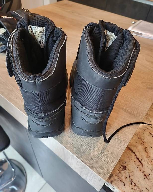 Herrenschuhe: Motorrad Schuhe Gr.42  – Gebraucht aus Benken SG von Nerox11