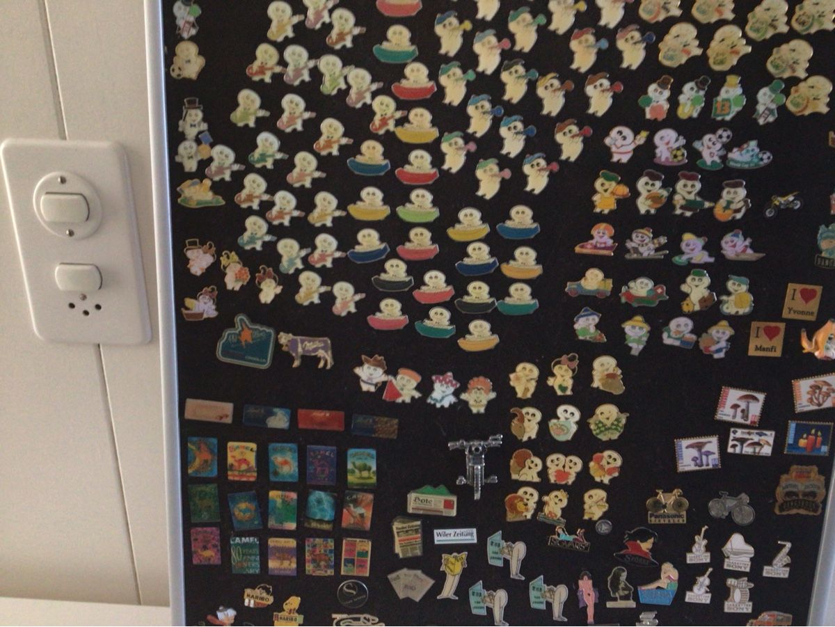 Maga Placchette & Badge: Maga Pins – Usato da Oetwil am See venduto da ifnam 2