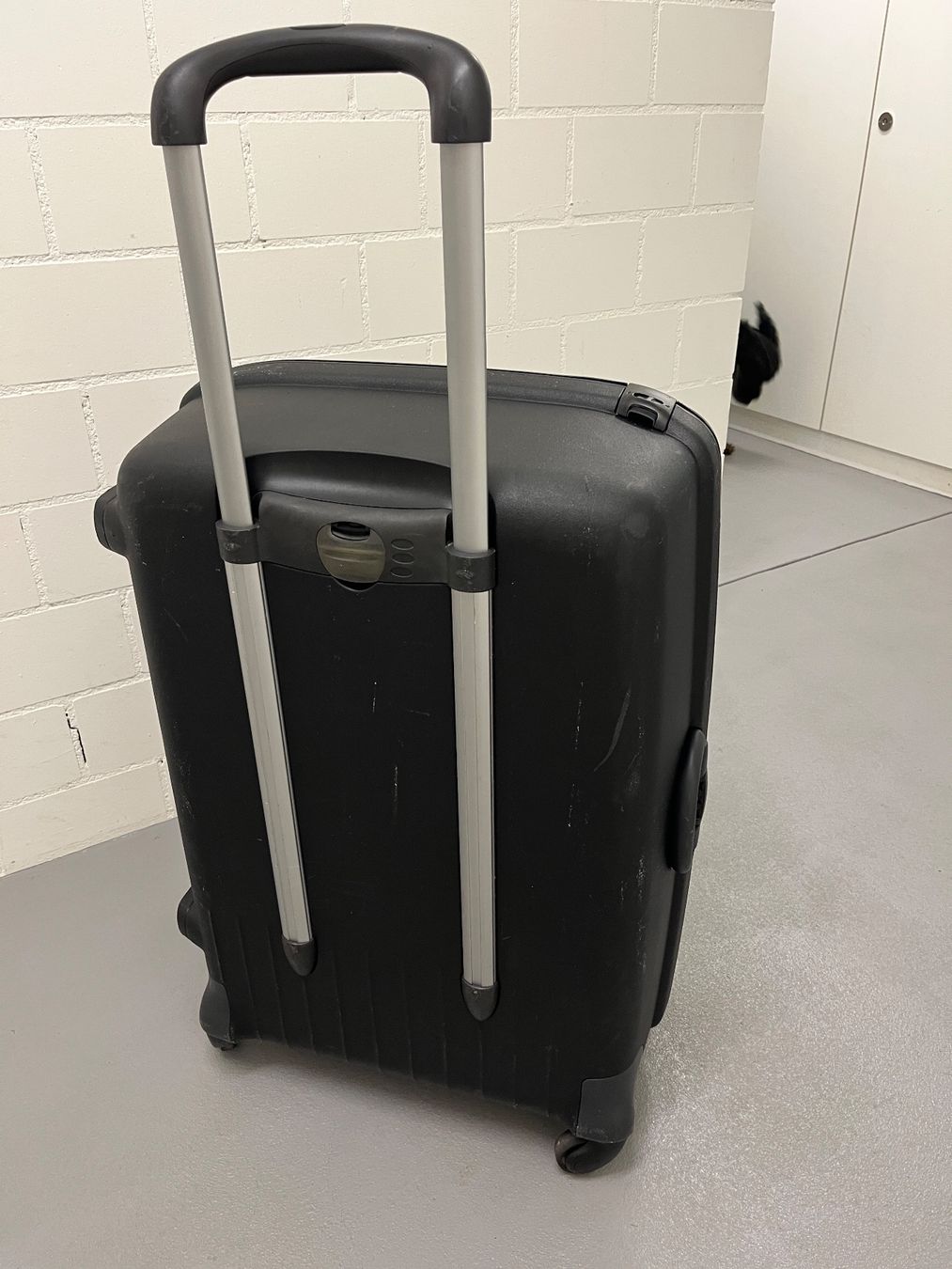 Samsonite Valigie: Top Samsonite Hartschalenkoffer schwarz – Usato da Schaffhausen venduto da Marlies777 1