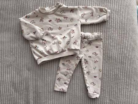 Set aus Pullover & Hose Gr. 74