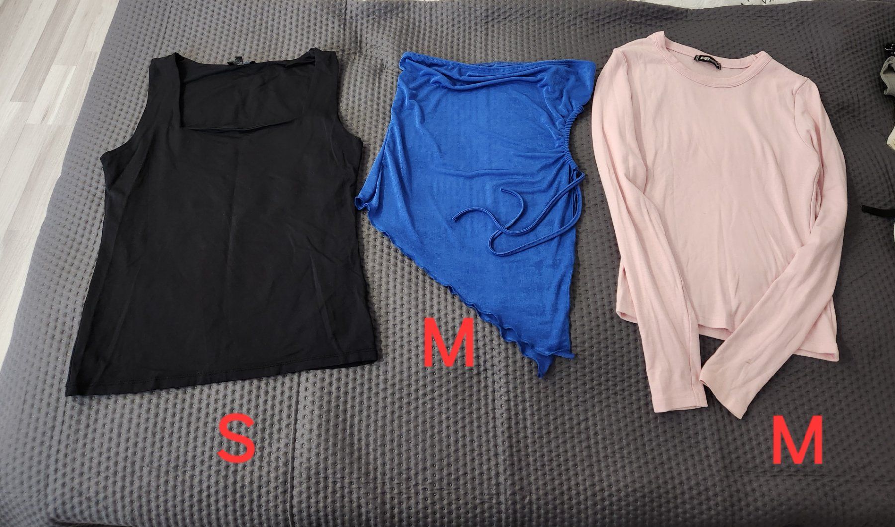 Lotti di vestiti: Damen Kleiderpaket, Grösse XS-L – Usato da Oftringen venduto da Leleni 5