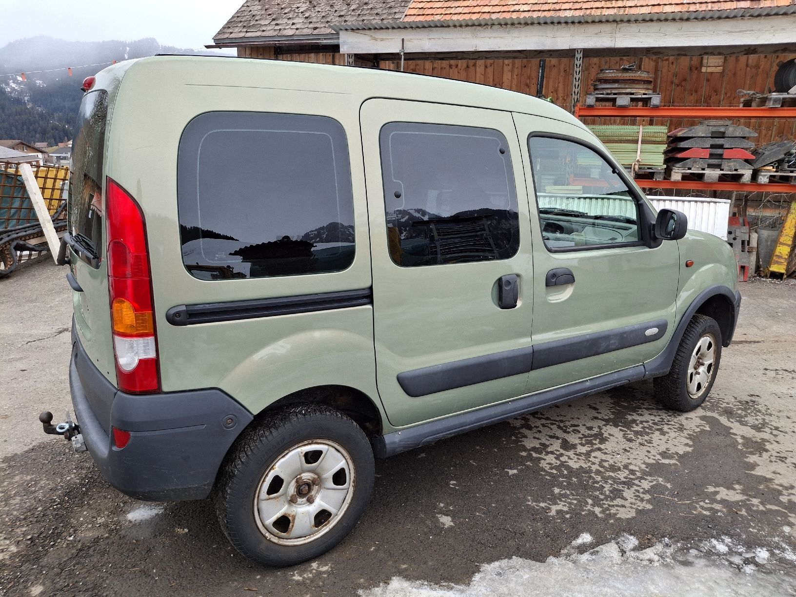 Renault Automobili: Renault Kangoo 1.6 16V 4x4 – Usato da Oberiberg venduto da Erich_Marty 1