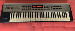 Roland RS-5 Synthesizer, sehr guter Zustand mit Bag