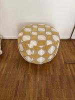 Pouf mit Kissen senfgelb/weiss Muster guter Zustand