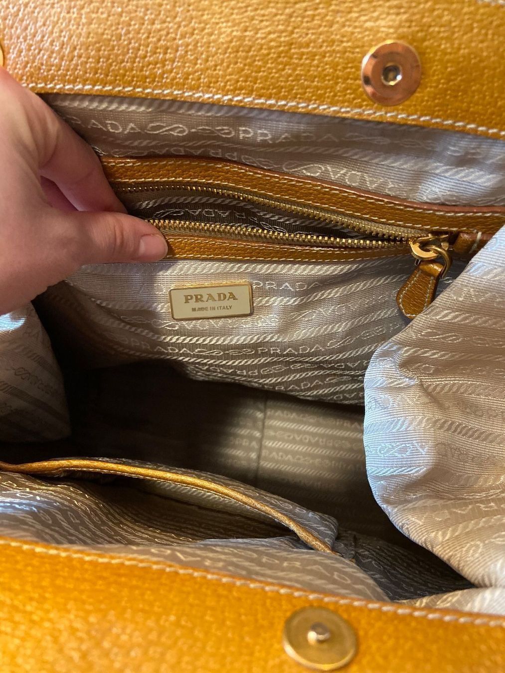 Prada Borse da donna: Prada Tasche – Usato da Jonen venduto da Lux.K. 3