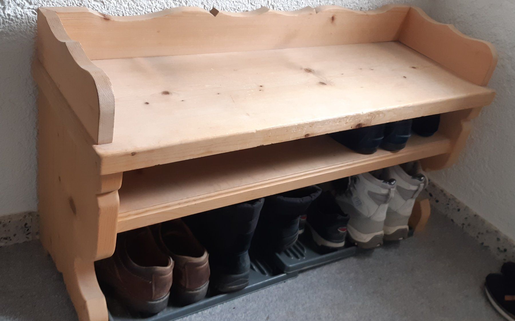 Panchine: Sitzbank, Schuhbank Tanne – Usato da Uitikon Waldegg venduto da Tibi07 1