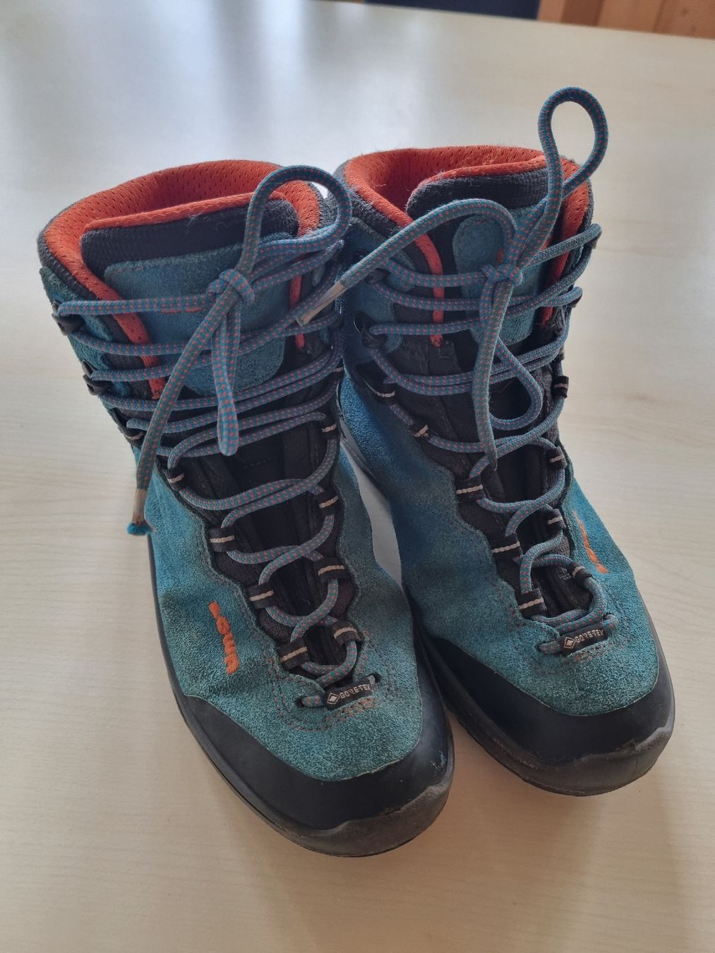 Lowa Scarpe per ragazzi: Lowa Wanderschuhe Cadin GTX Mid Junior Gr. 38 – Usato da Reichenbach i. K. venduto da Fanki83