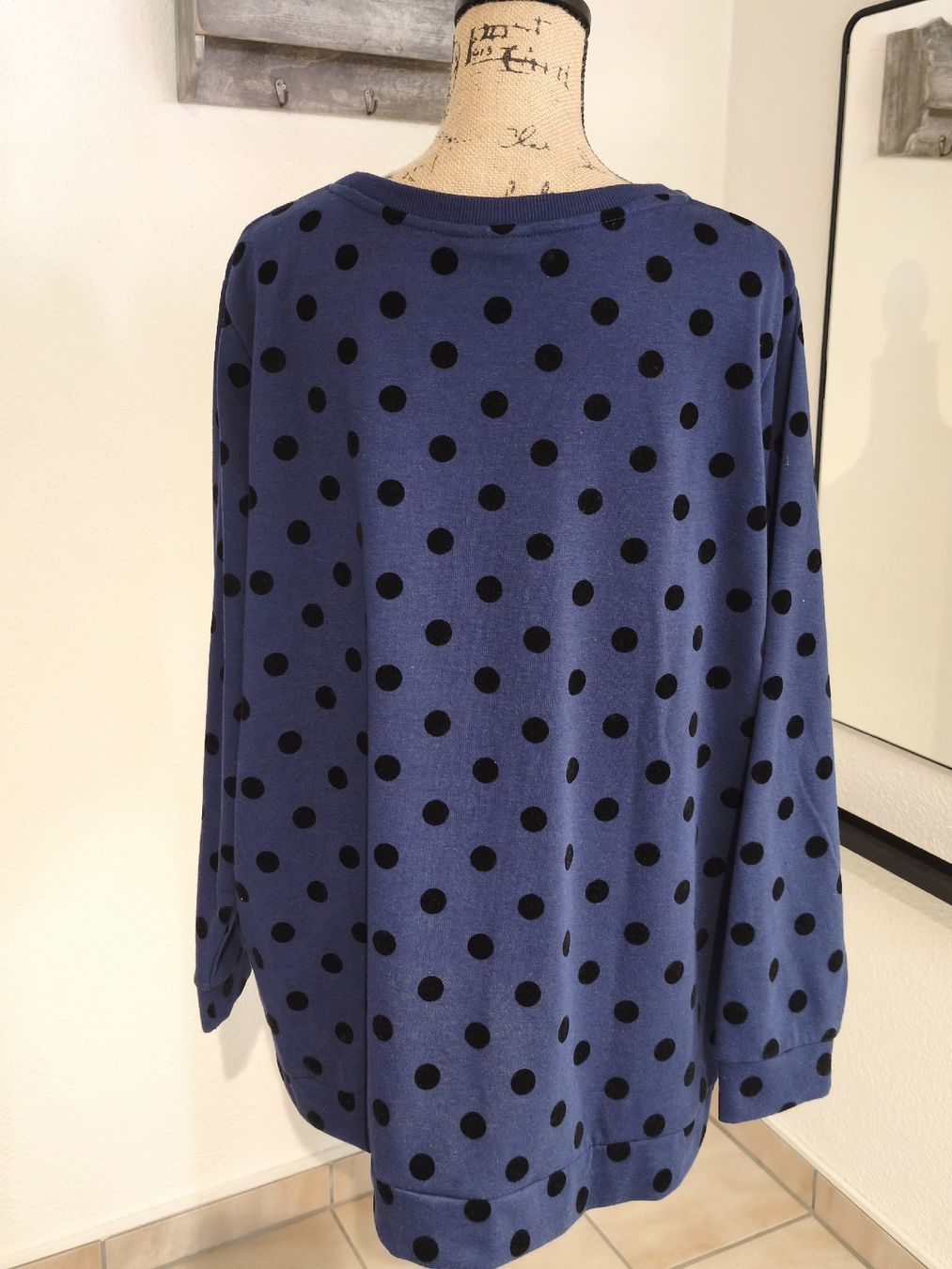 C&A Maglioni & Felpe: Pullover Yessica Punkte Dunkelblau Grösse XL – Nuovo (secondo la descrizione) da Emmetten venduto da SecondhandSiska 2
