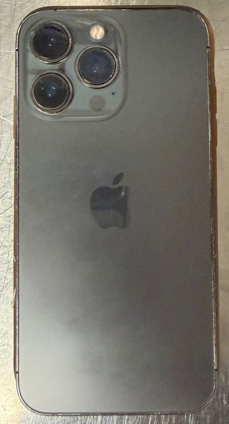 Apple Portables: iPhone 13 Pro - Refurbished – Défectueux à Basel par retro-spective