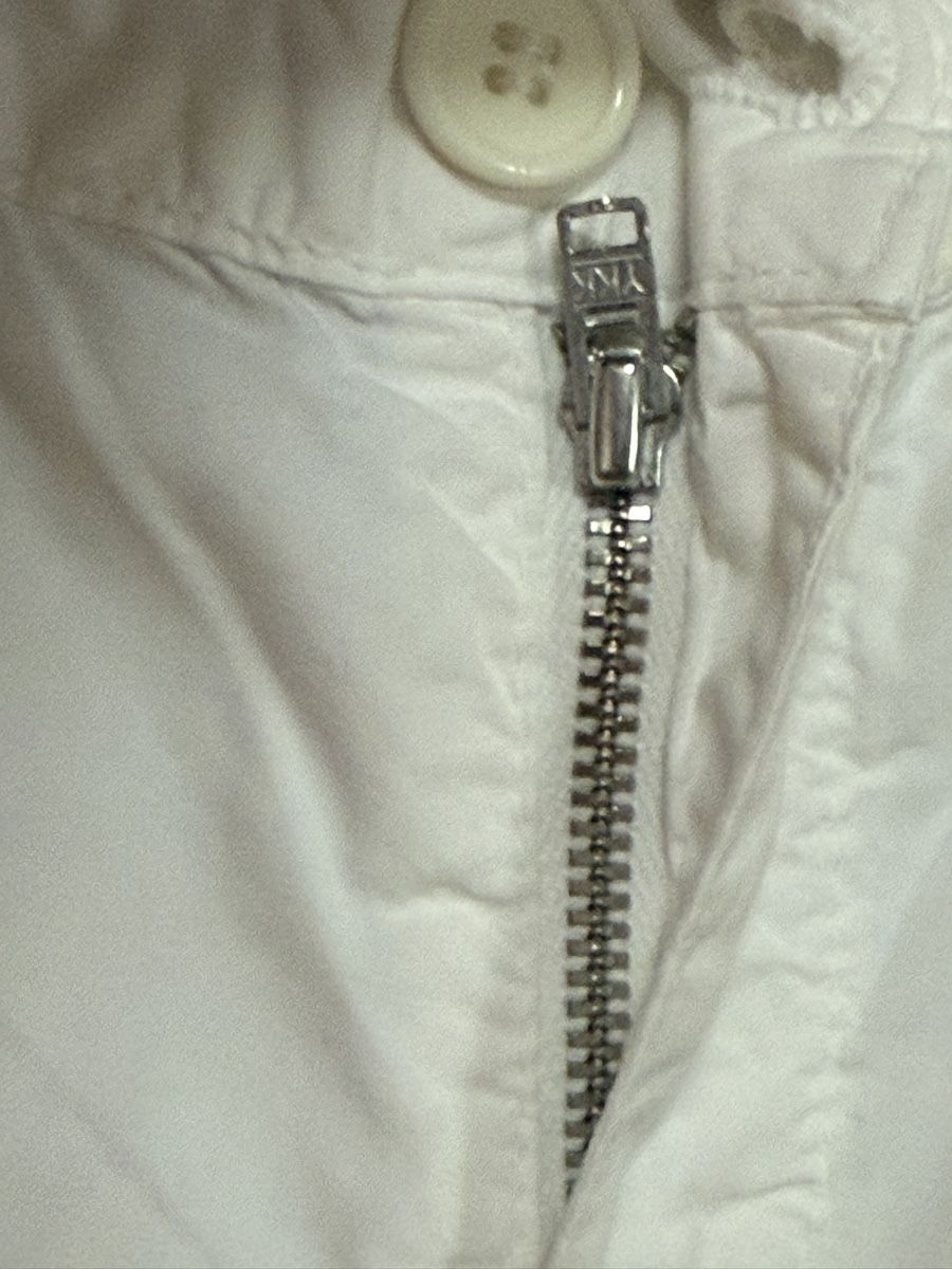 Pantalons: Great white bermudas. 12yrs old/152cms – D'occasion à Grund b. Gstaad par PlageNeigeplus 3