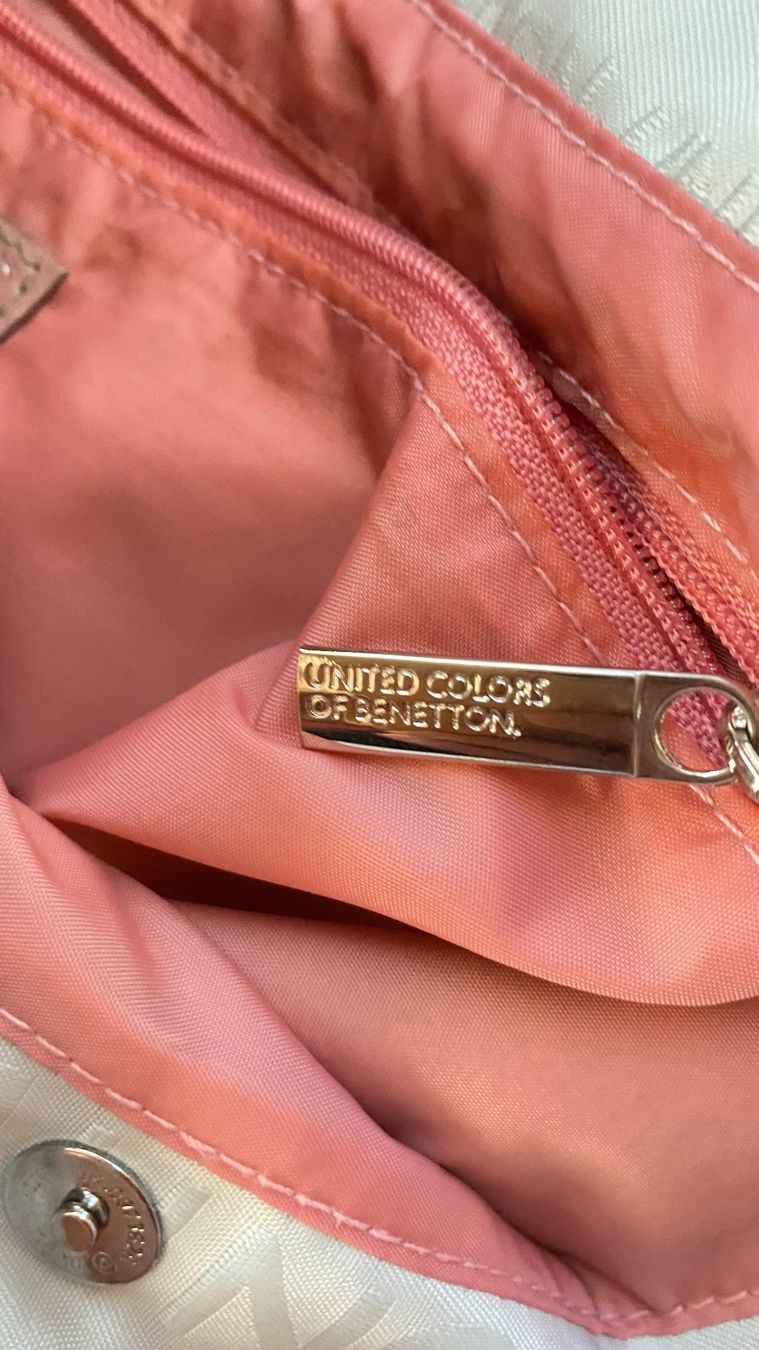 Benetton Taschen: Tasche – Gebraucht aus Rothrist von turnedking 3
