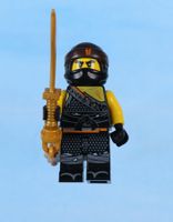 LEGO Minifigur Cole - Hunted, Orange Asian Symbol