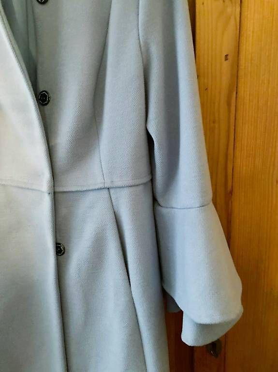 Cappotti: Magnifique manteau mode italienne – Usato da Lausanne venduto da nfv_92lt 2
