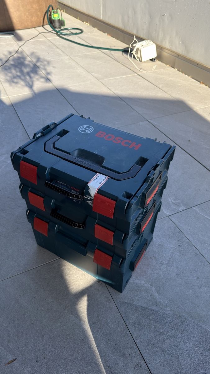Casse di trasporto: Bosch L Boxen leer 3 Stk stapelbar – Usato da Wolfwil venduto da Poulet60 7