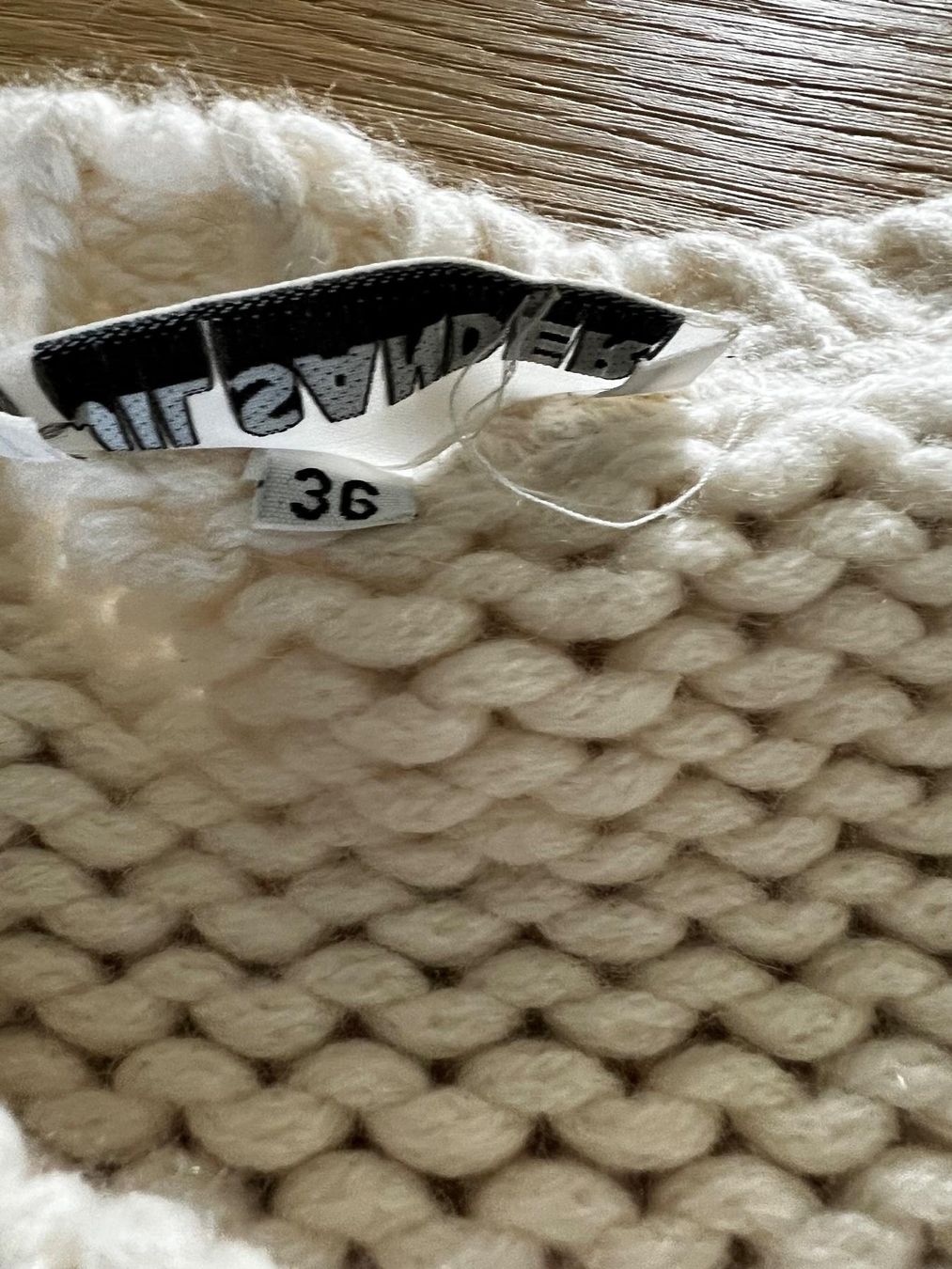 Jil Sander Maglioni & Felpe: JIL SANDER Grobstick Pullover unisex 100% Kaschmir 36 creme – Usato da Staad SG venduto da Chirrari 6