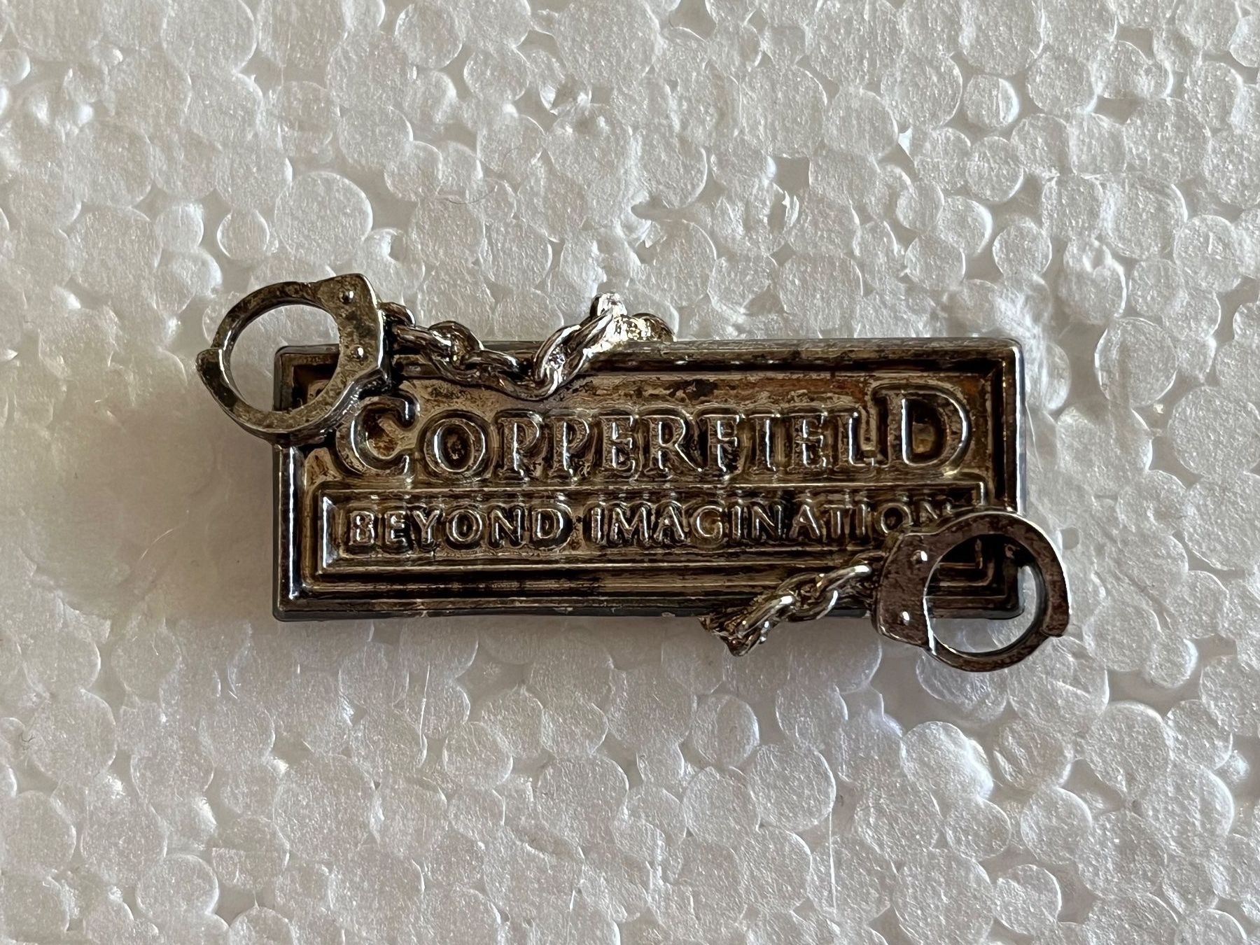 Placchette & Badge: Pin David Copperfield Beyond Imagination 1994 – Usato da Zürich venduto da Gurkis