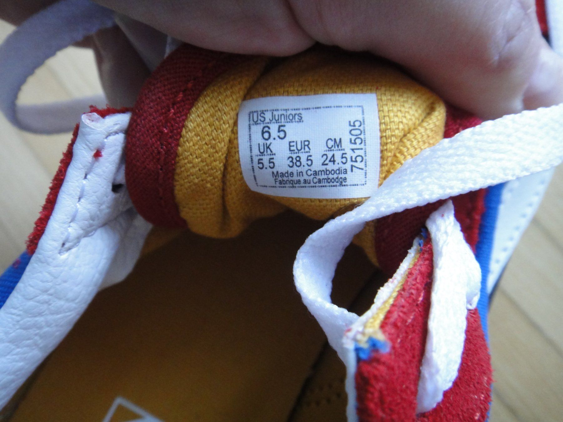 Vans Scarpe da uomo: Coole Vans Old Skool Gr. 38.5 -Neue! – Nuovo (secondo la descrizione) da Winterthur venduto da LemonTree5 2