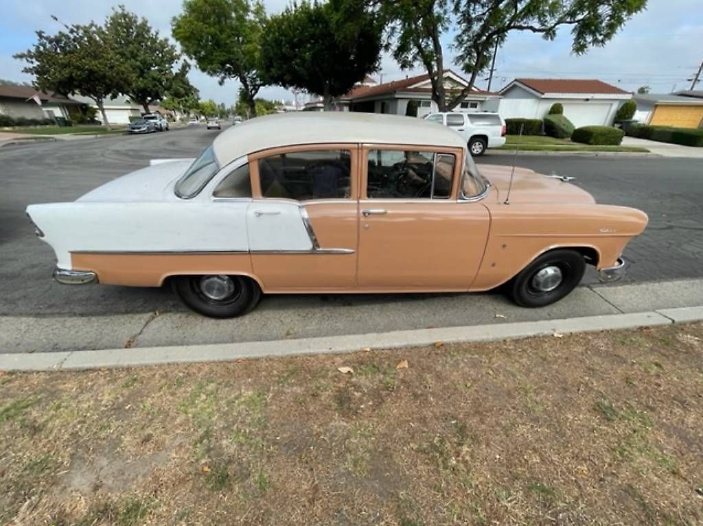 Chevrolet Automobili: 1955 Chevrolet 4 door – Usato da AARBURG venduto da cheapstuff 1