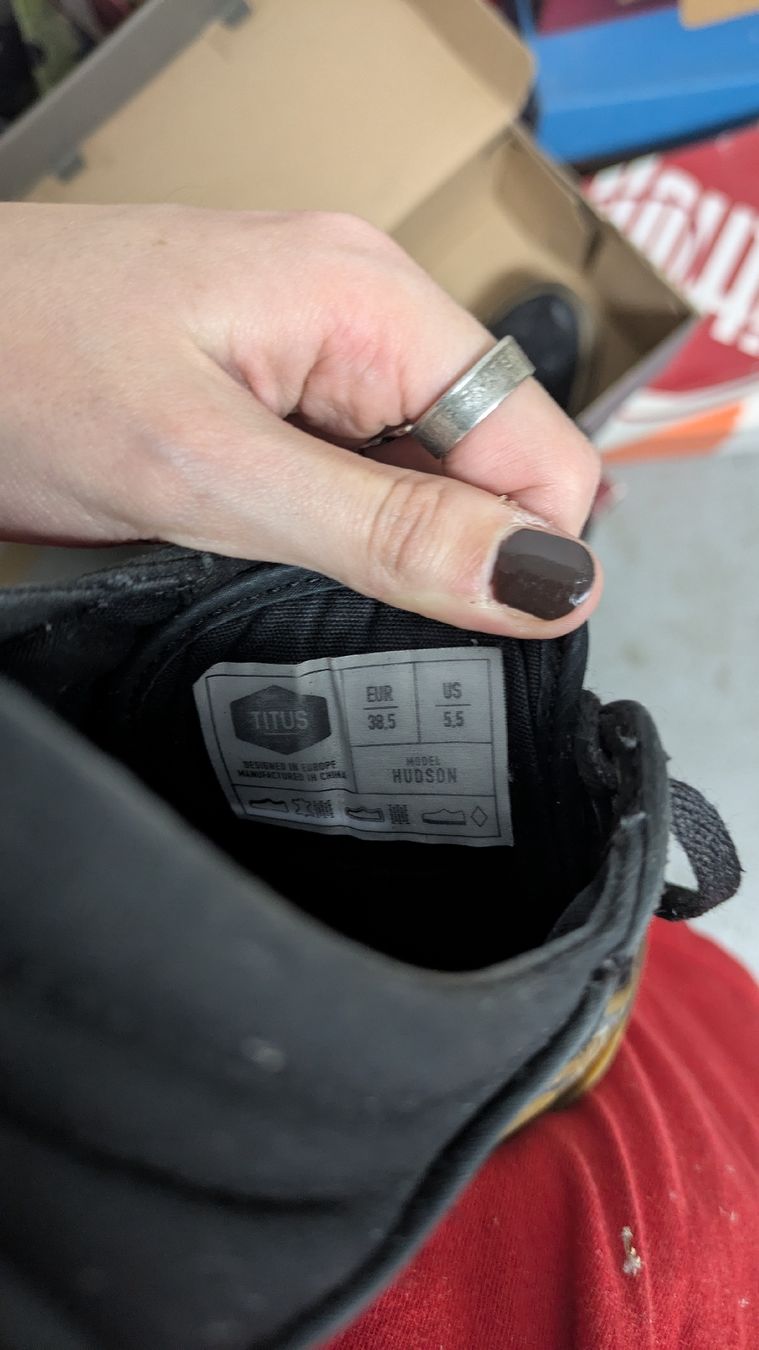 Herrenschuhe: TITUS Schuhe schwarz – Gebraucht aus Morgarten von rra_jvw7 3