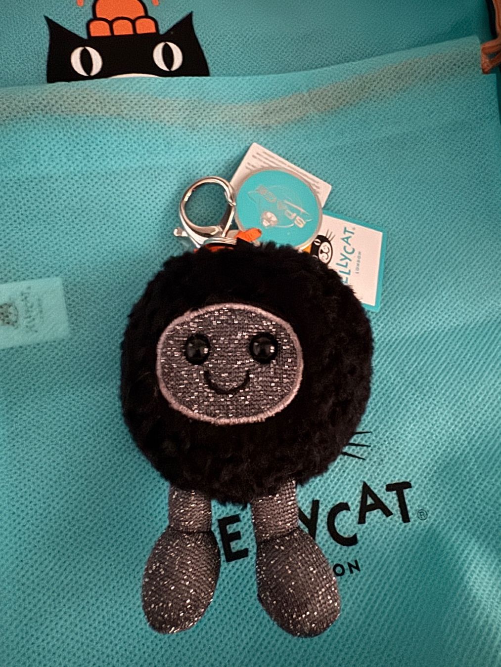 Schlüsselanhänger & - bänder: Jellycat Amusable Black Hole Bag Charm – Neu und originalverpackt aus Glattbrugg von Risingangel 3