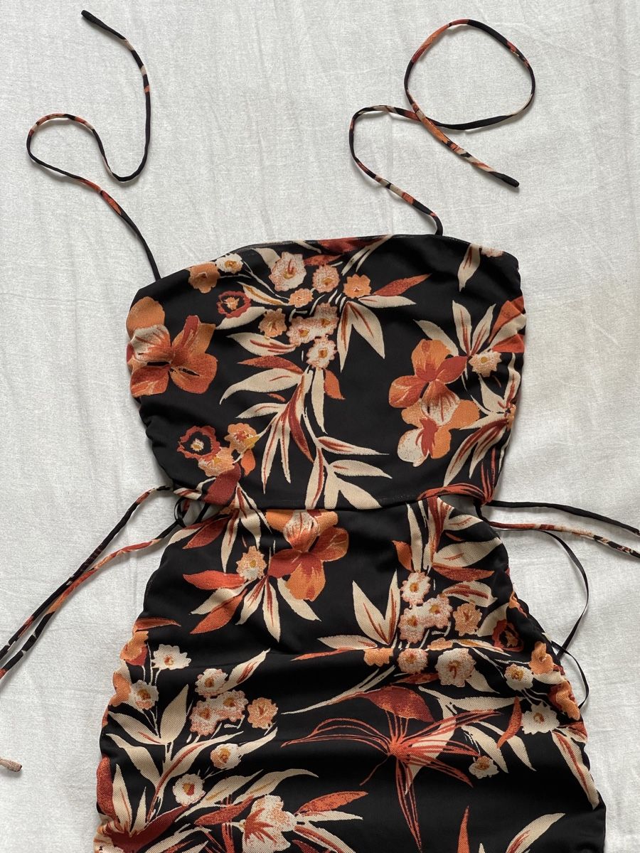 Vestiti: Summer Mini Dress – Usato da Zürich venduto da hsi_tl5c 1