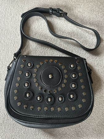 Schultertasche, schwarz, boho, western, mit Nieten