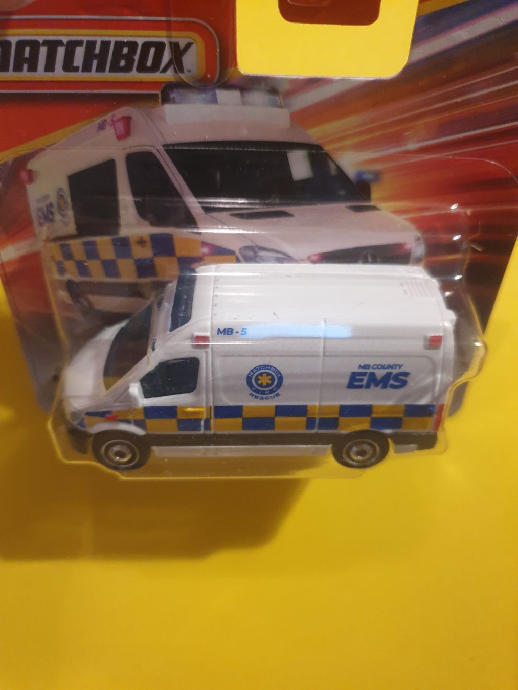 Matchbox Modellini d'auto: Matchbox 2024 MERCEDES-BENZ SPRINTER AMBULANCE – Nuovo e nell'imballaggio originale da Oftringen venduto da Rotor 2
