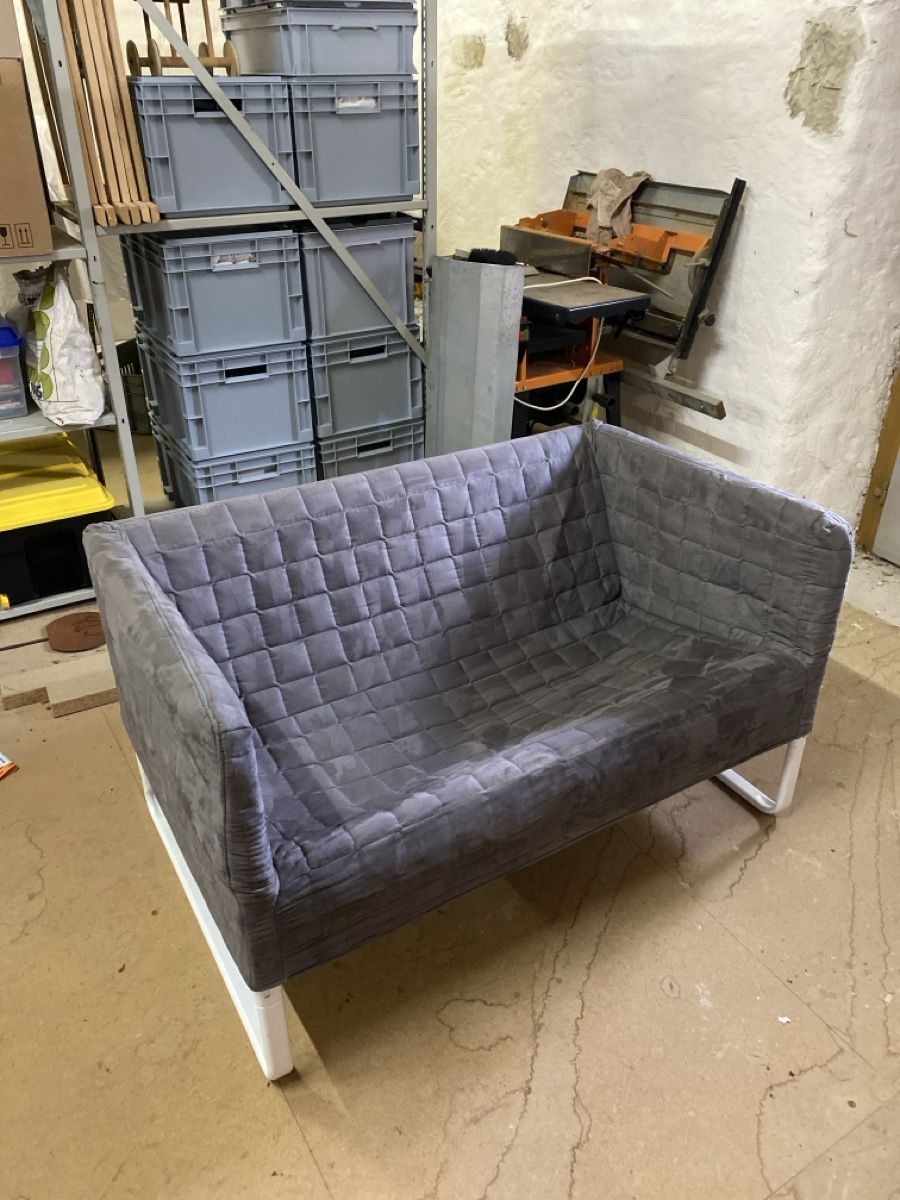 Divani: Gemütliches graues 2er Sofa – Usato da Baden venduto da jafer_25