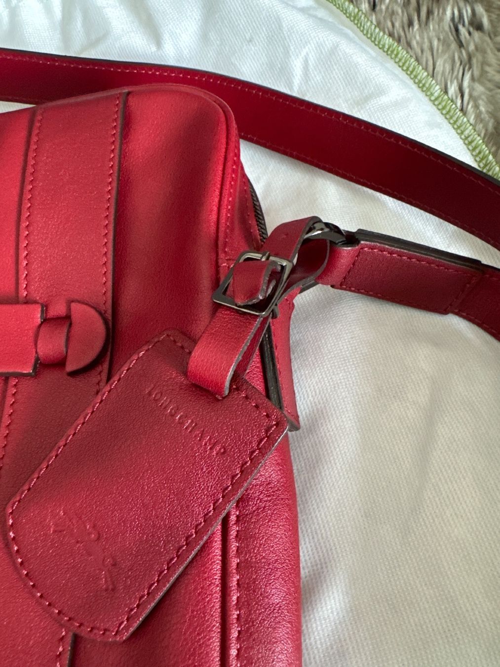 Longchamp Taschen: Longchamp -Leder Umhängetasche Neu – Neu und originalverpackt aus Vezia von sidu03 2