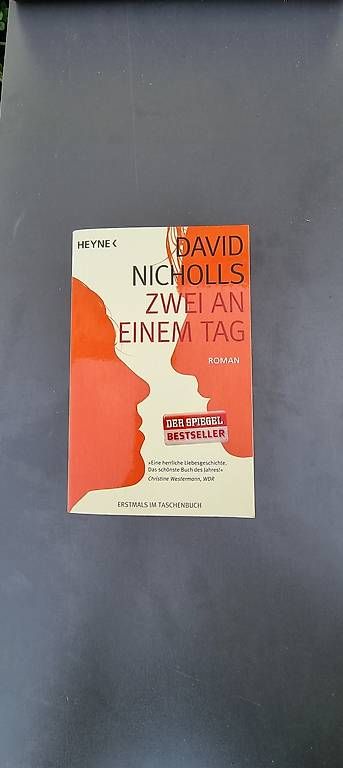 Libri: Roman " Zwei an einem Tag" – Usato da Füllinsdorf venduto da ostrogorski