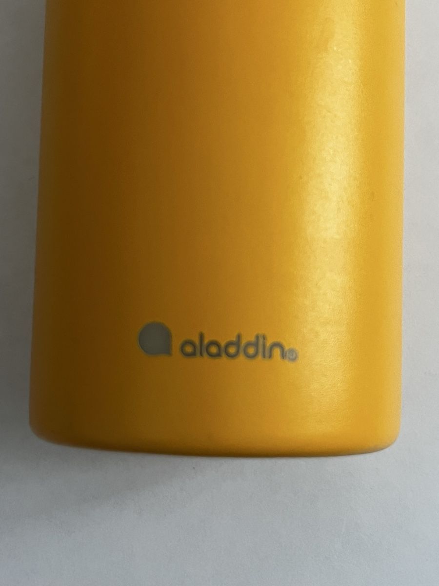 Gourdes & Thermos: Aladdin Trinkflasche gelb – D'occasion à Altishofen par raurr