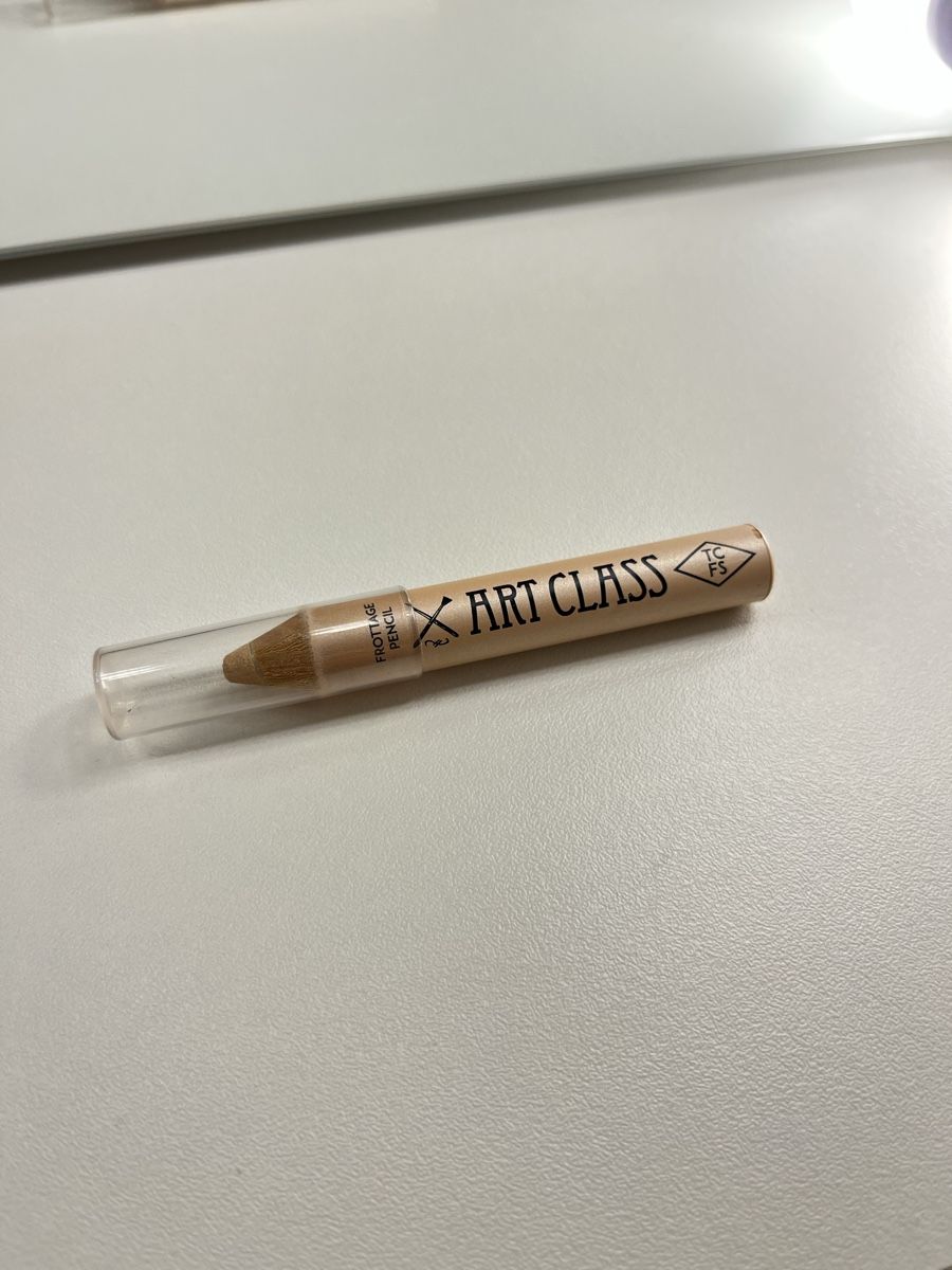 Make-up: Too Cool For School Artclass Frottage Pencil – Usato da Zürich venduto da Isabella123
