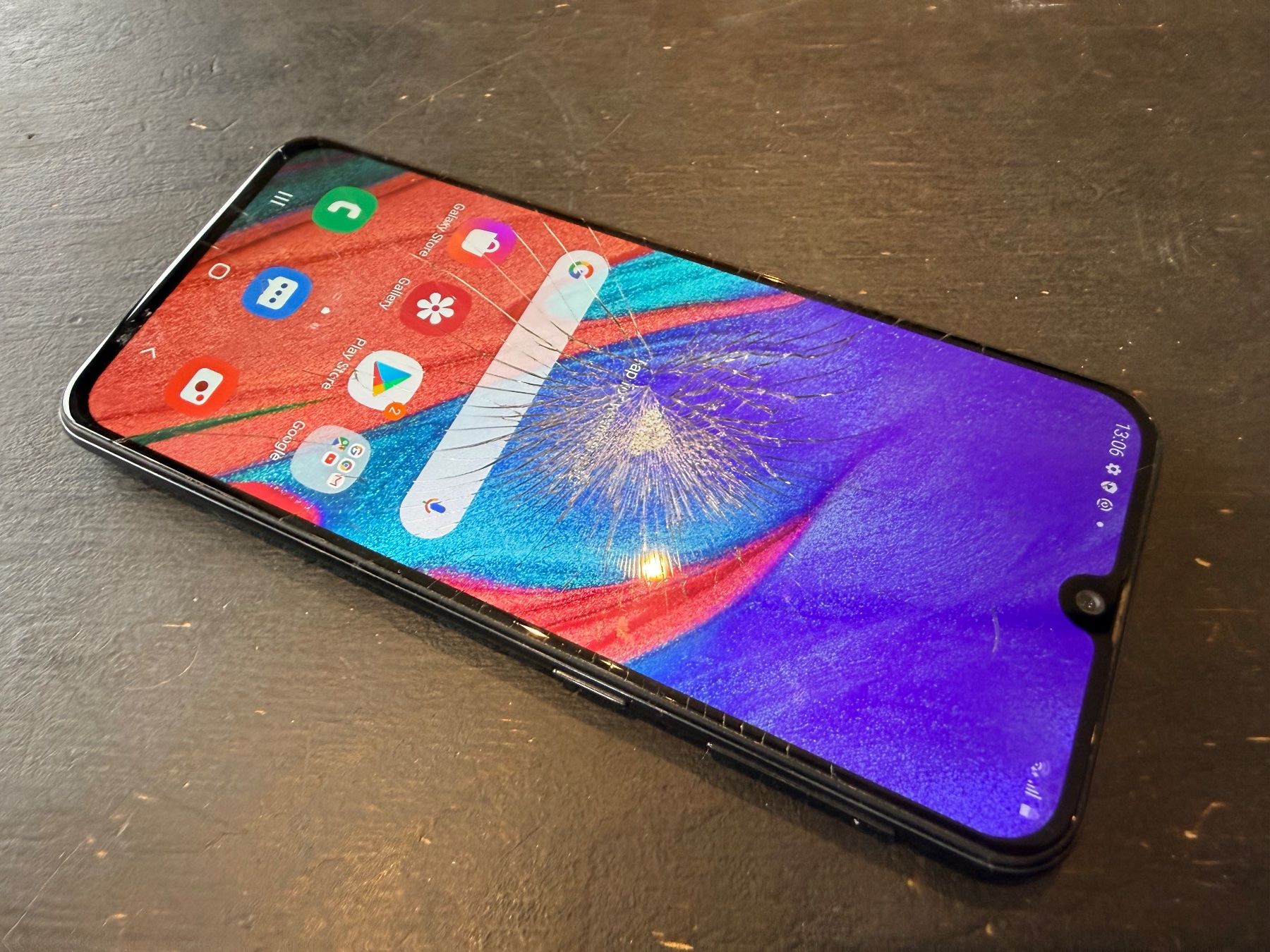 Samsung Telefoni cellulari / Smartphones: Samsung Galaxy A40 64GB – Usato da Siebnen venduto da icrservicesolutions 1