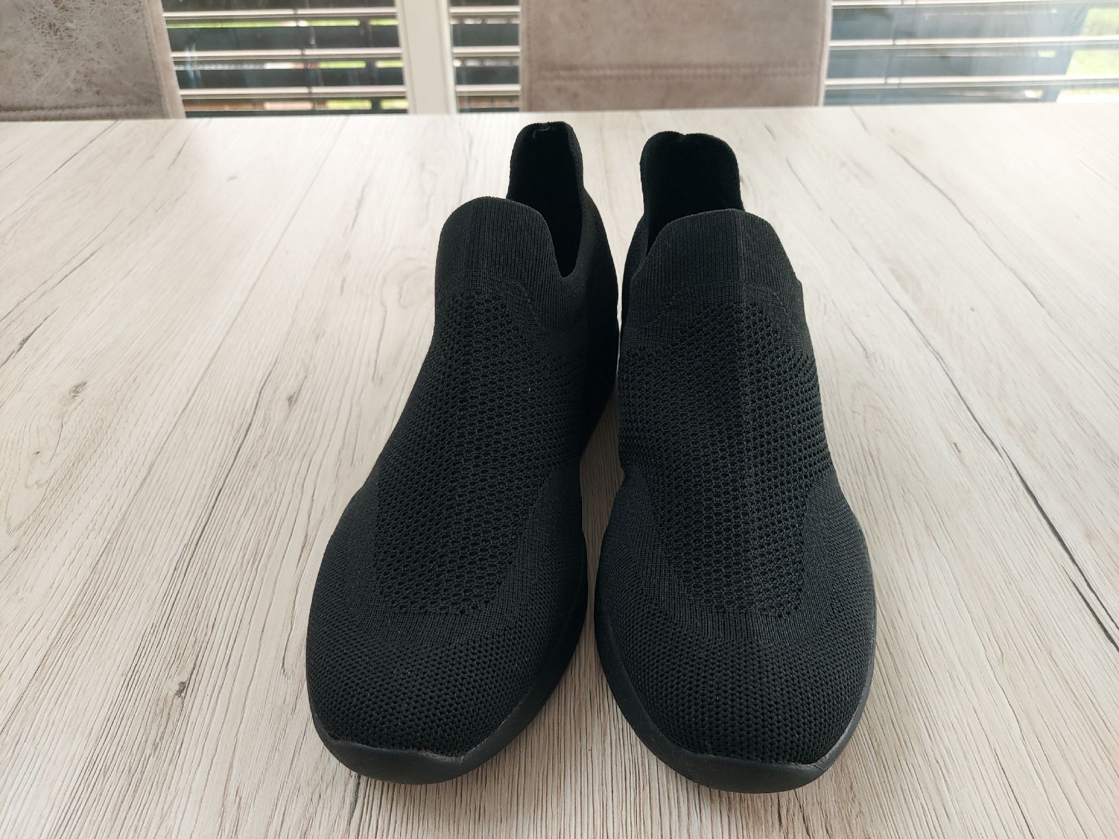 Scarpe da donna: Easy Street Sneaker Grösse 7 – Nuovo (secondo la descrizione) da Aedermannsdorf venduto da DaniB81 1