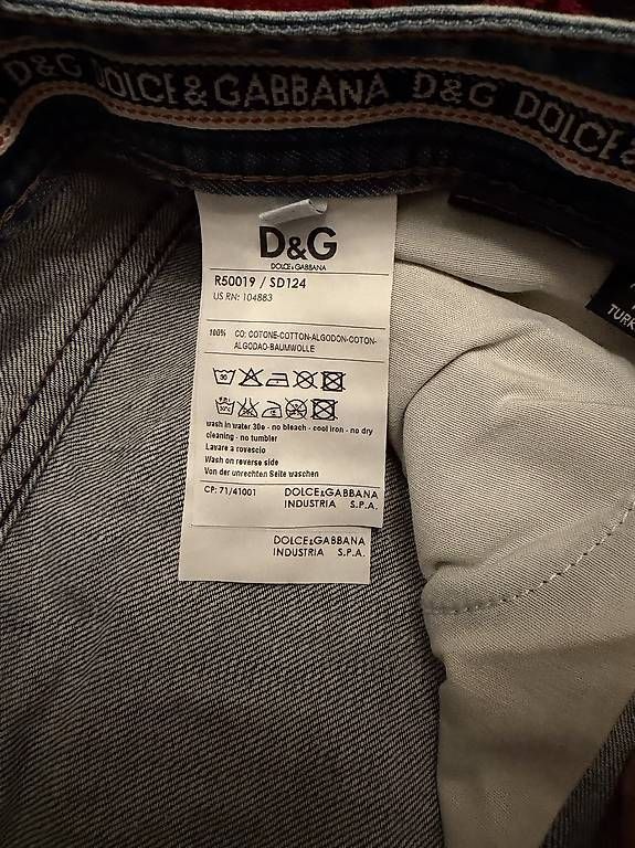 Jeans: Dolce e Gabbana Jeans uomo taglia 30 – Usato da Gordola venduto da Lokimaster 2