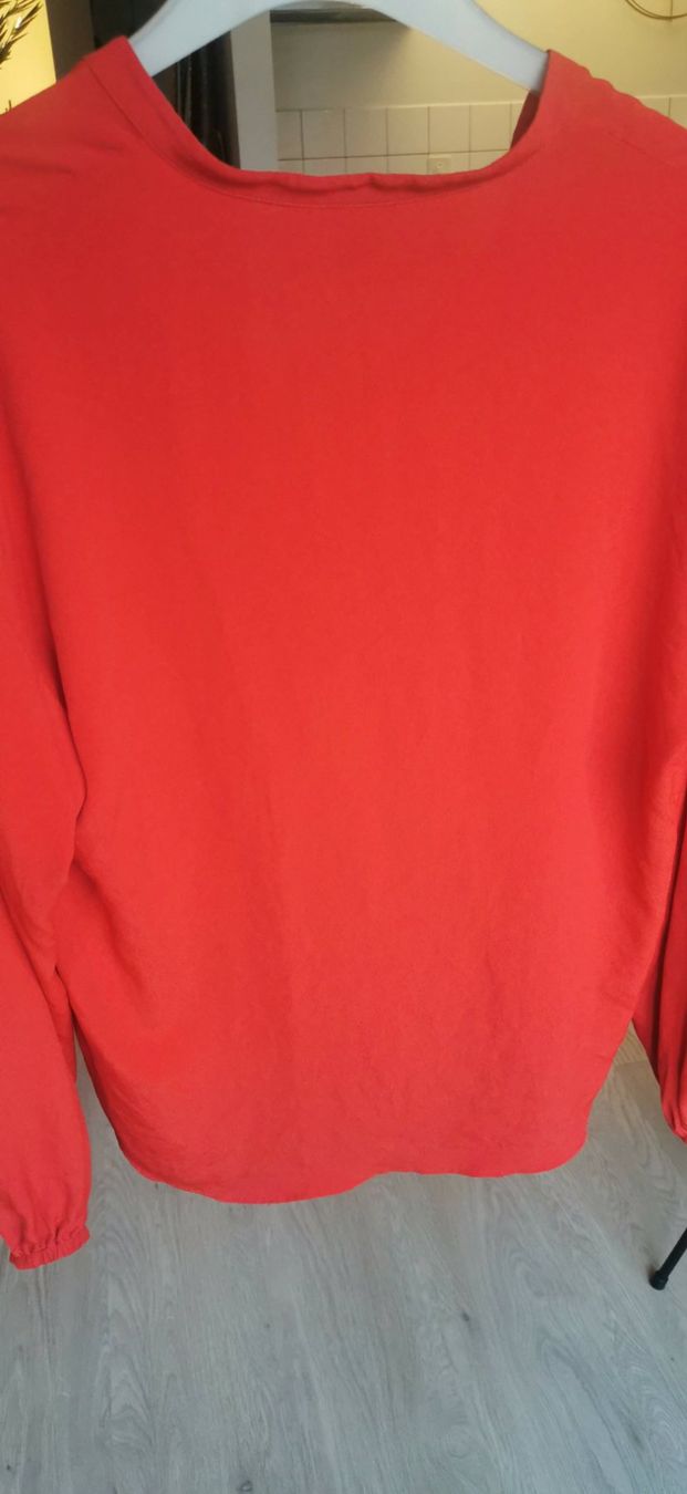 H&M Camicette: Rote Bluse mit Bindebändel H&M, Grösse S / M – Usato da Wettingen venduto da JasminL92 3