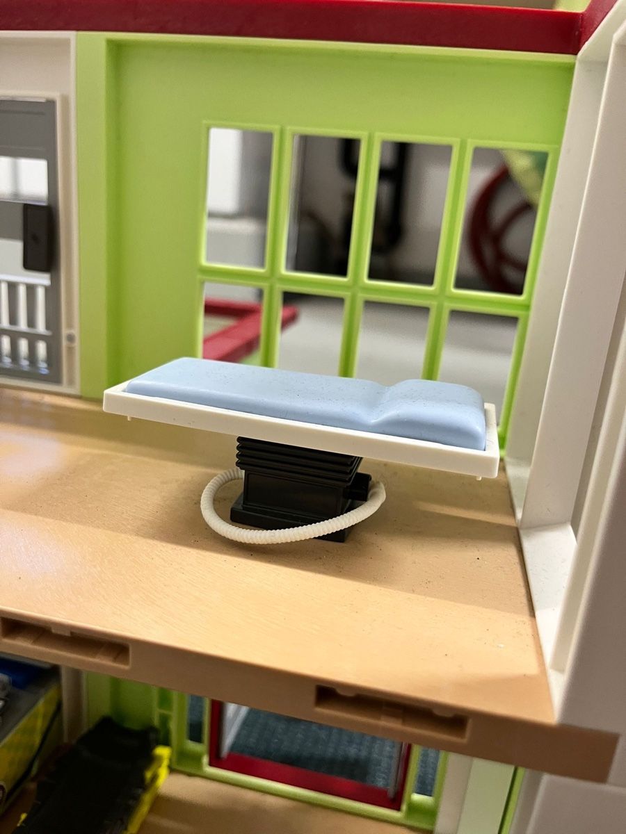 Playmobil Giocattoli: Playmobil Krankenhaus – Usato da Rickenbach LU venduto da Haefliger03 7