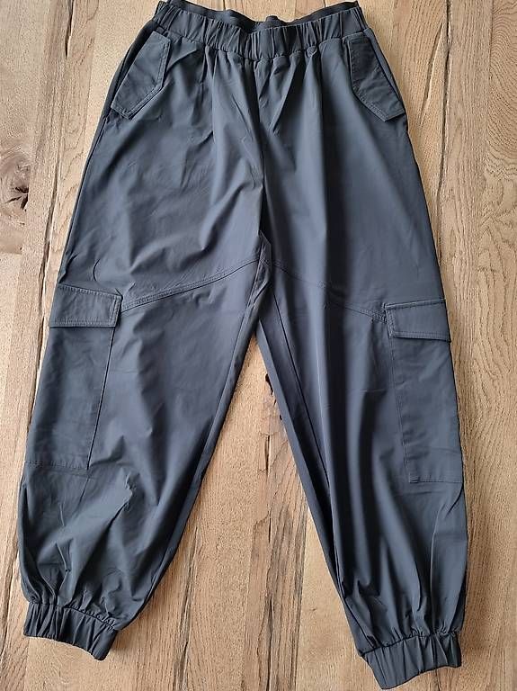 Pantaloni: Cargohose schwarz, Gr.38, neuwertig  – Usato da Ostermundigen venduto da d-p73 2