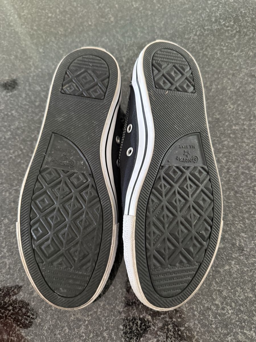 Converse Scarpe da donna: Converse 37( petit 37) noir blanche – Usato da Biel/Bienne venduto da Abeille01 2